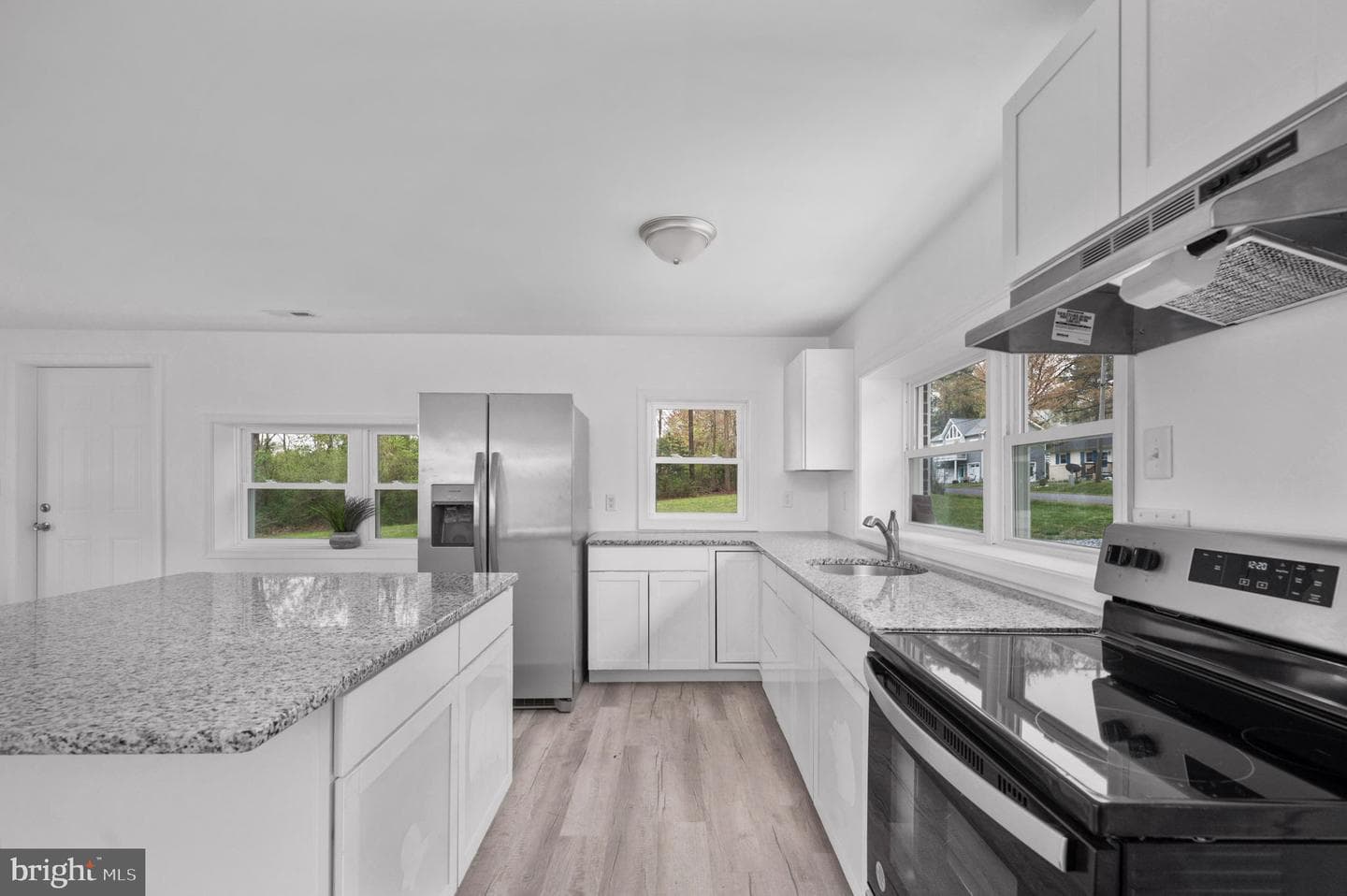 1058 Shore Drive photo 12