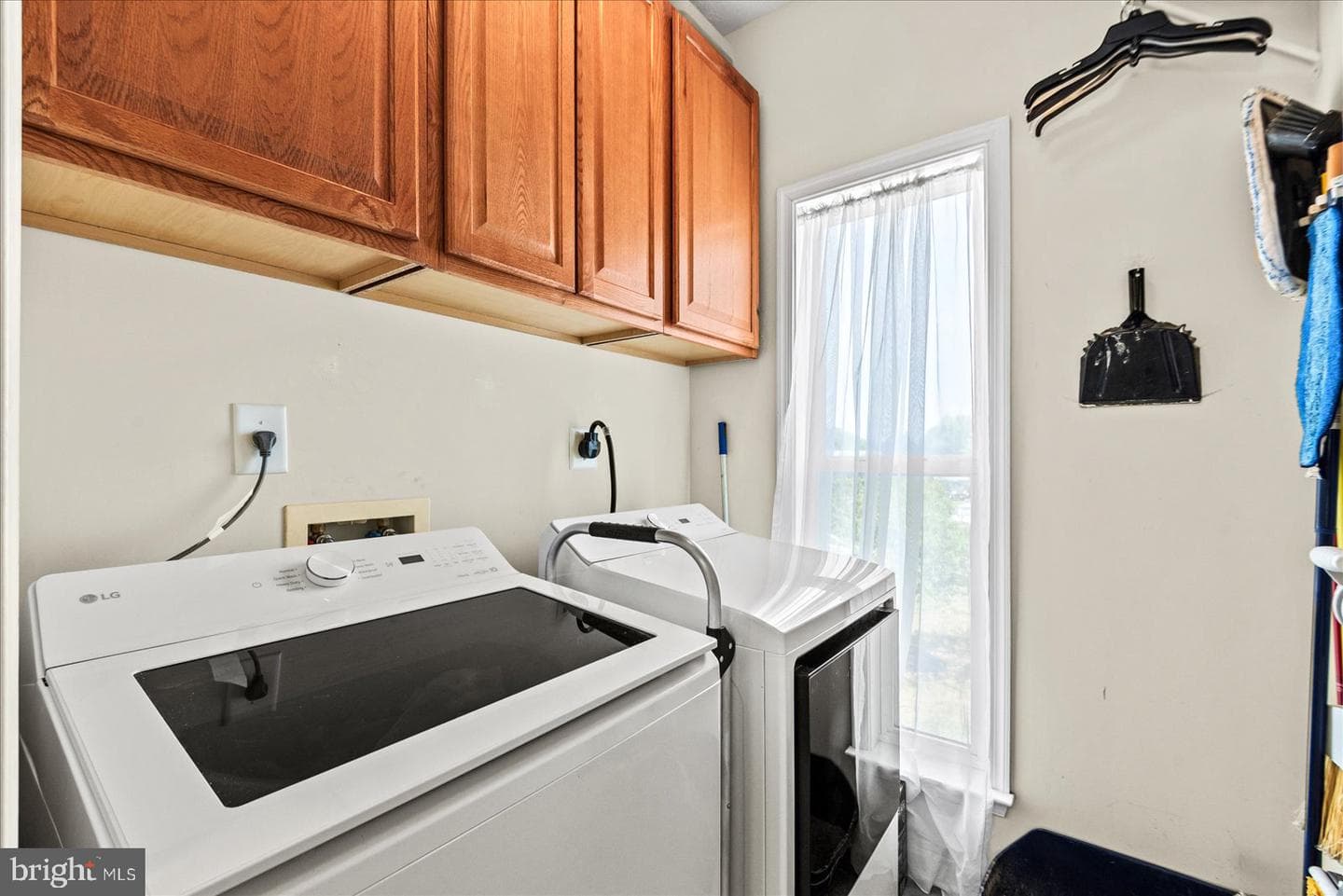 302 Forest Avenue photo 17