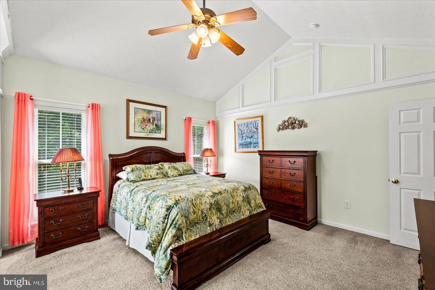 302 Forest Avenue photo 23