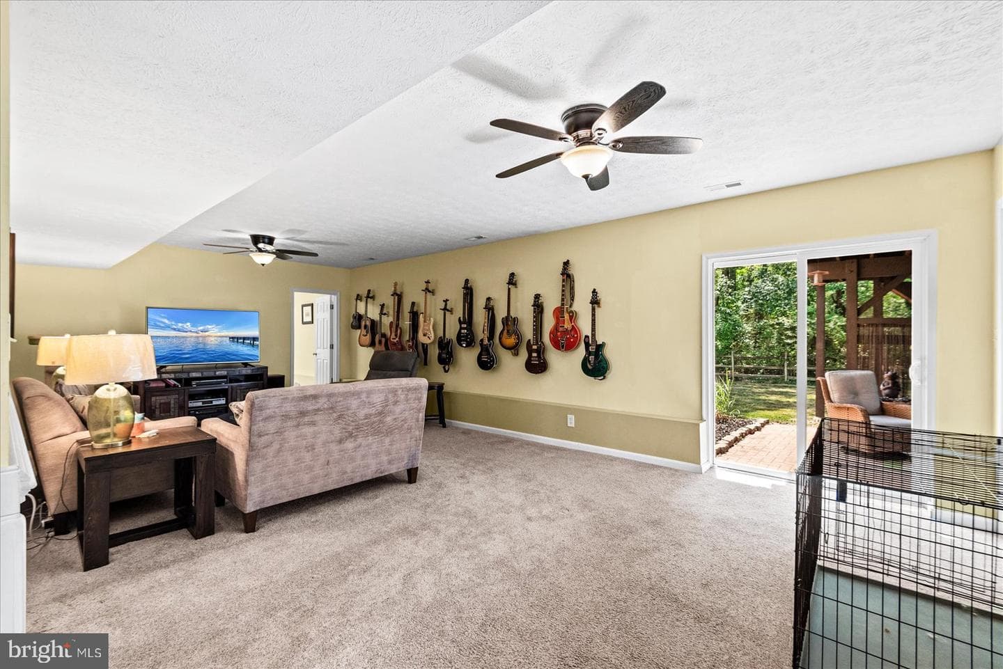302 Forest Avenue photo 40