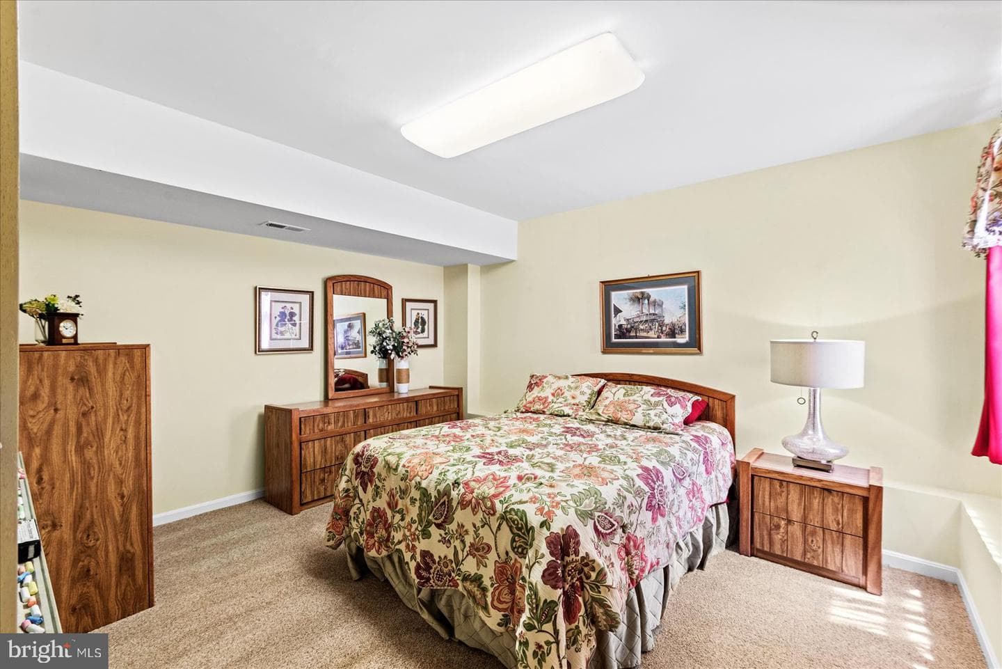 302 Forest Avenue photo 41