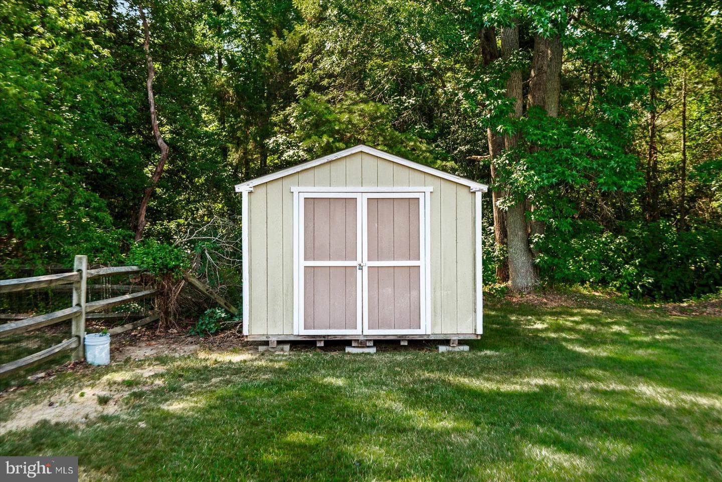 302 Forest Avenue photo 54