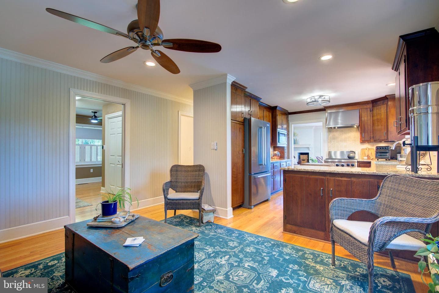 579 Bay Pointe Drive photo 43