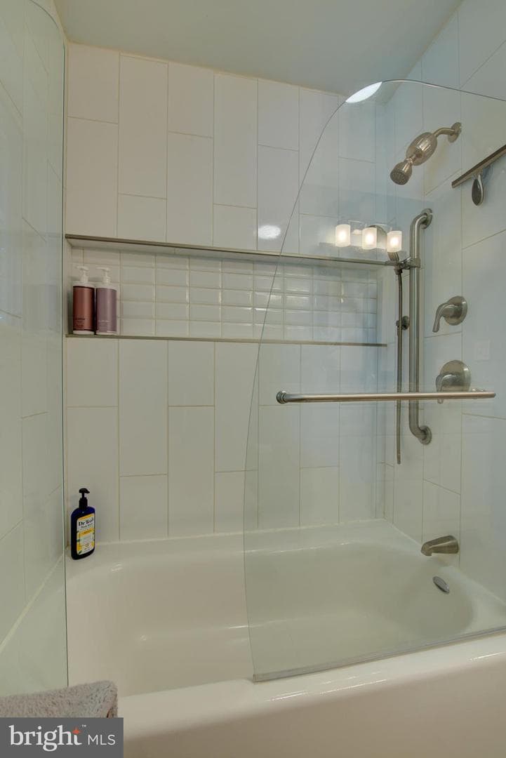 579 Bay Pointe Drive photo 66