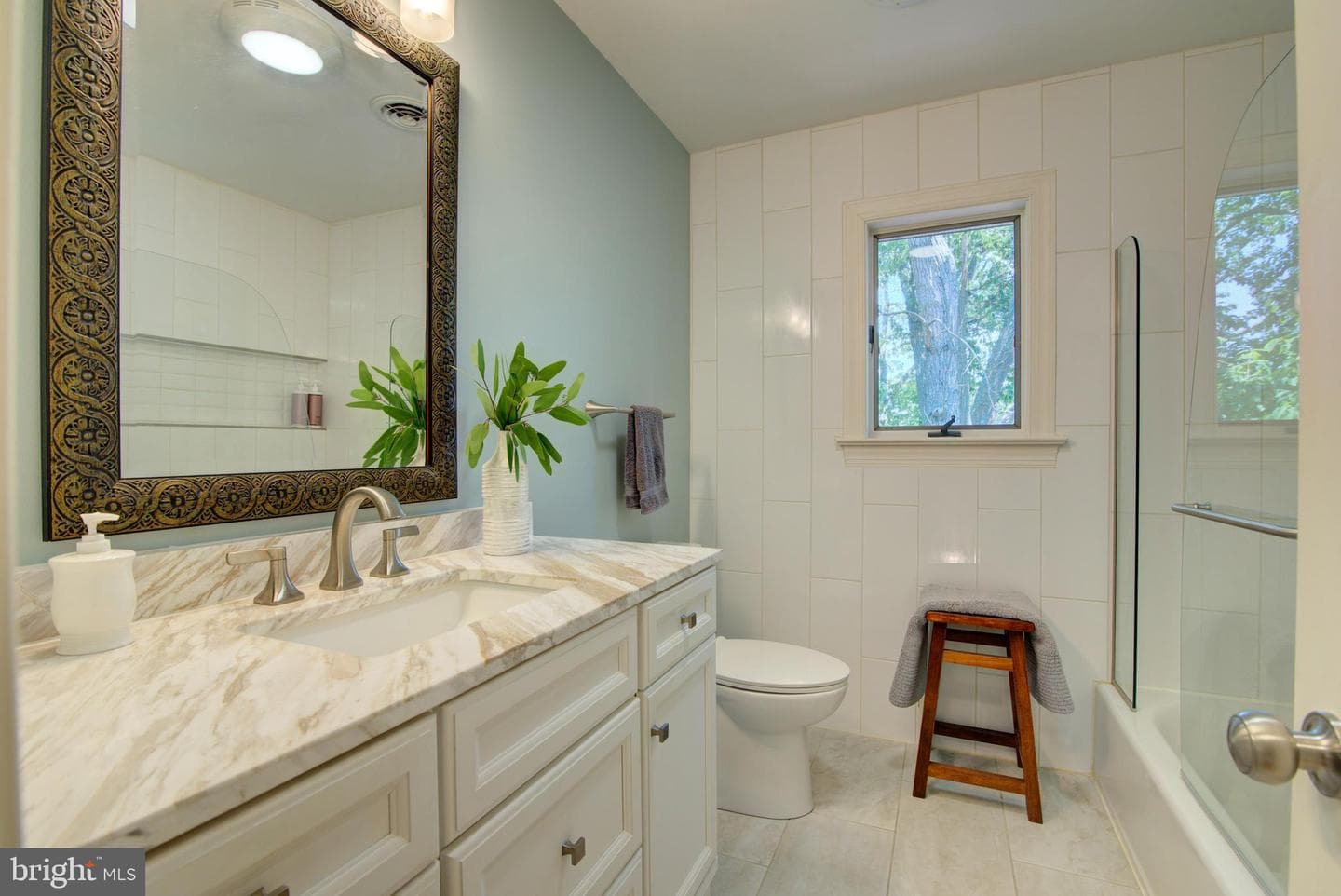 579 Bay Pointe Drive photo 67
