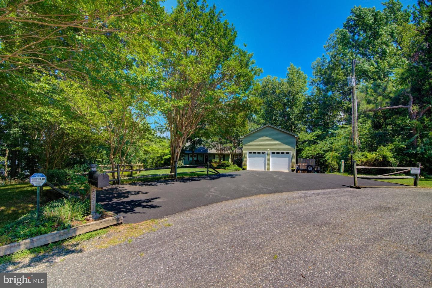 579 Bay Pointe Drive photo 79