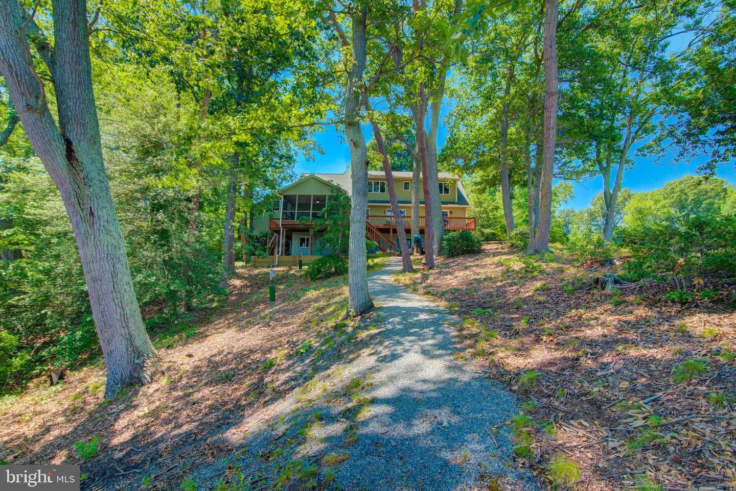 579 Bay Pointe Drive photo 82