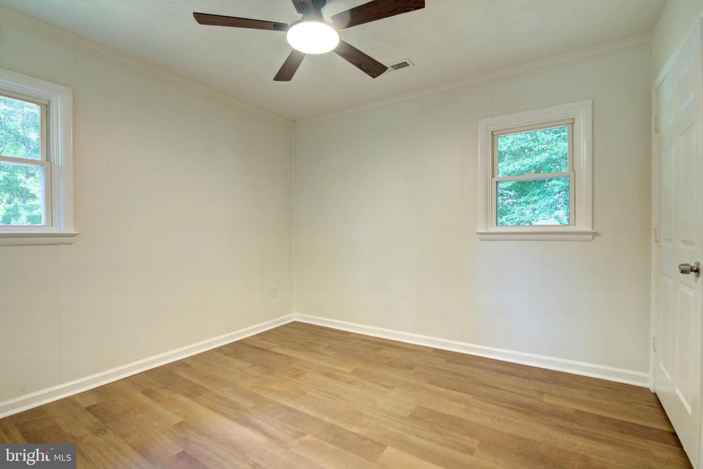 107 Federalist Way photo 13
