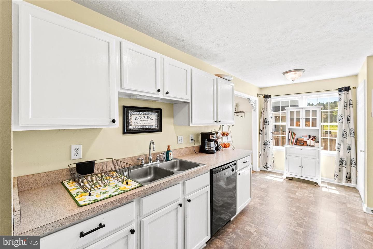 360 4th Street photo 13