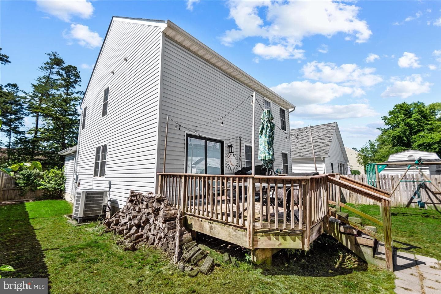 360 4th Street photo 28