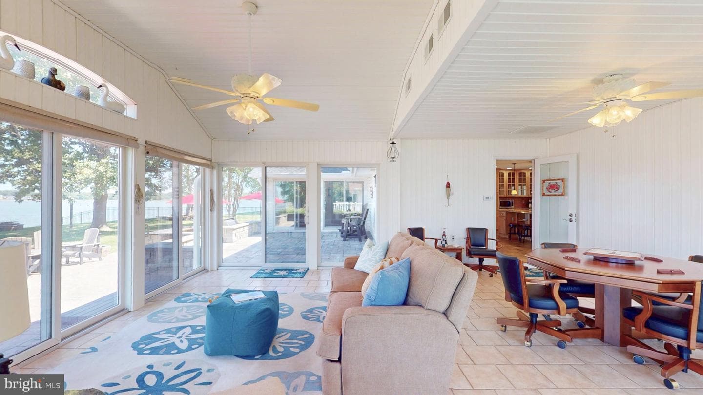 651 Barracks Beach Drive photo 25