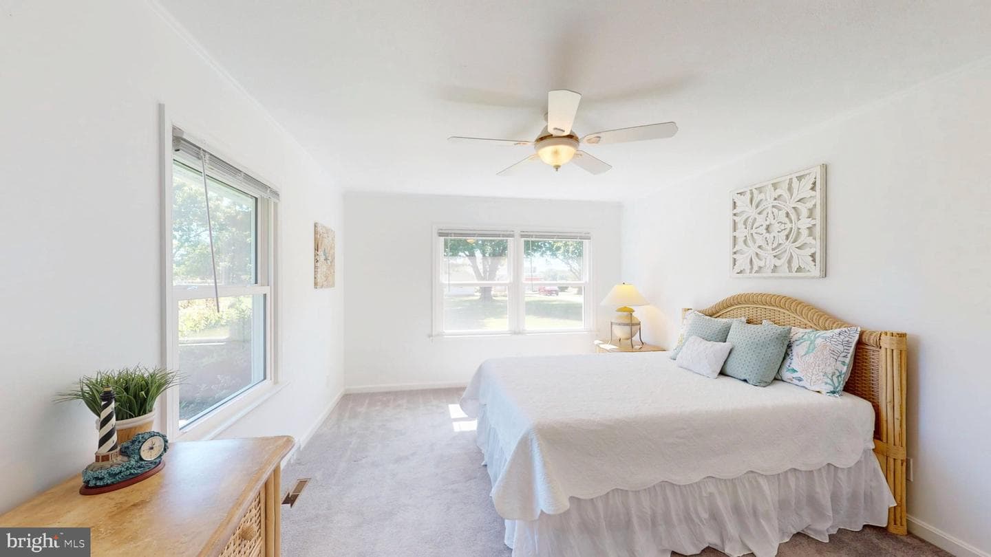 651 Barracks Beach Drive photo 32