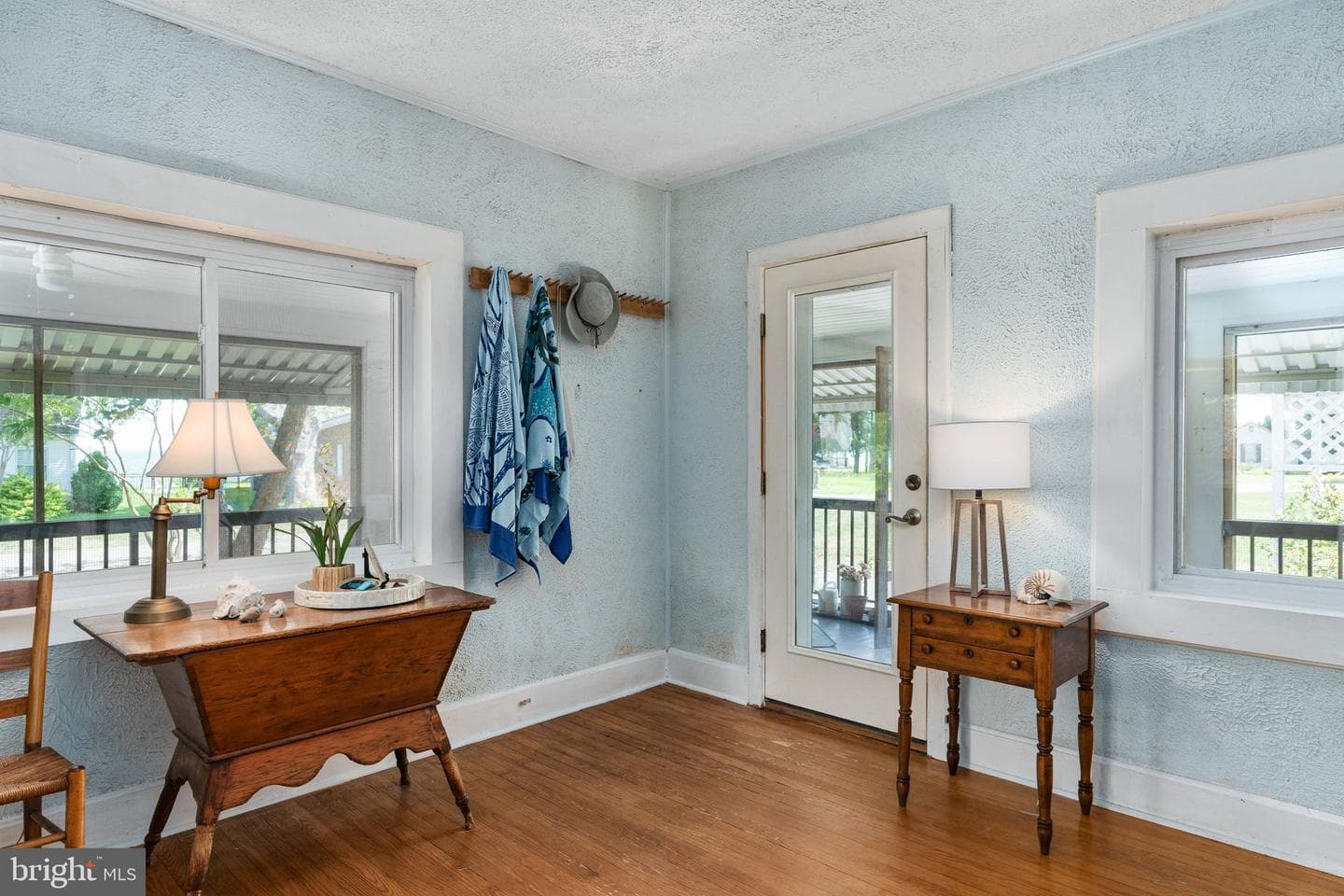 3304 Riverview Drive photo 9