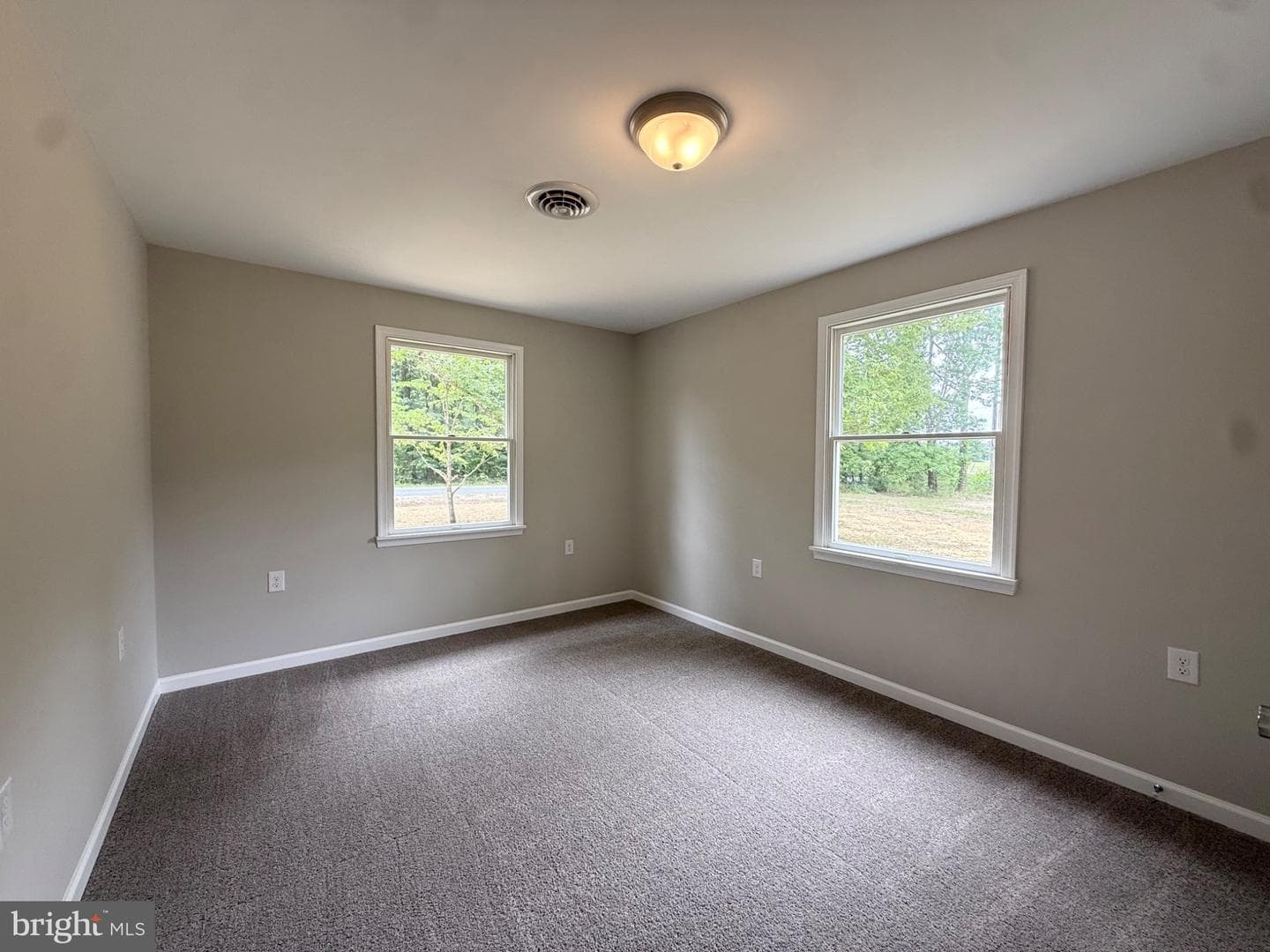 4609 Neenah Road photo 11