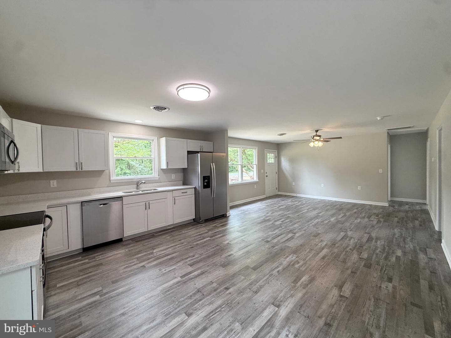4609 Neenah Road photo 5