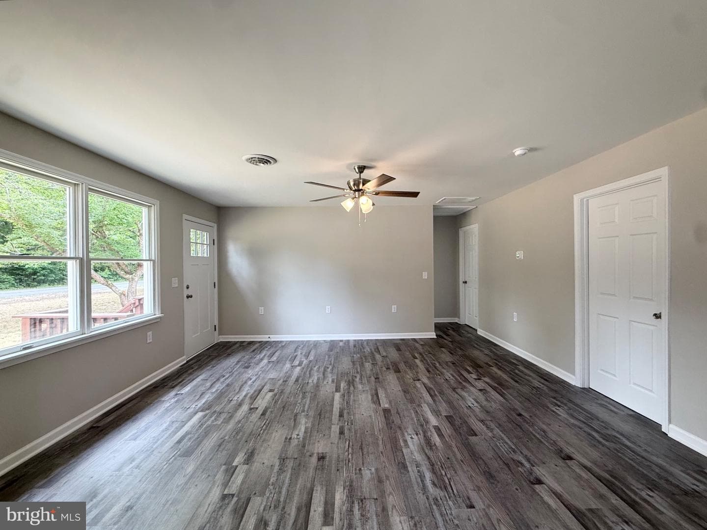 4609 Neenah Road photo 6