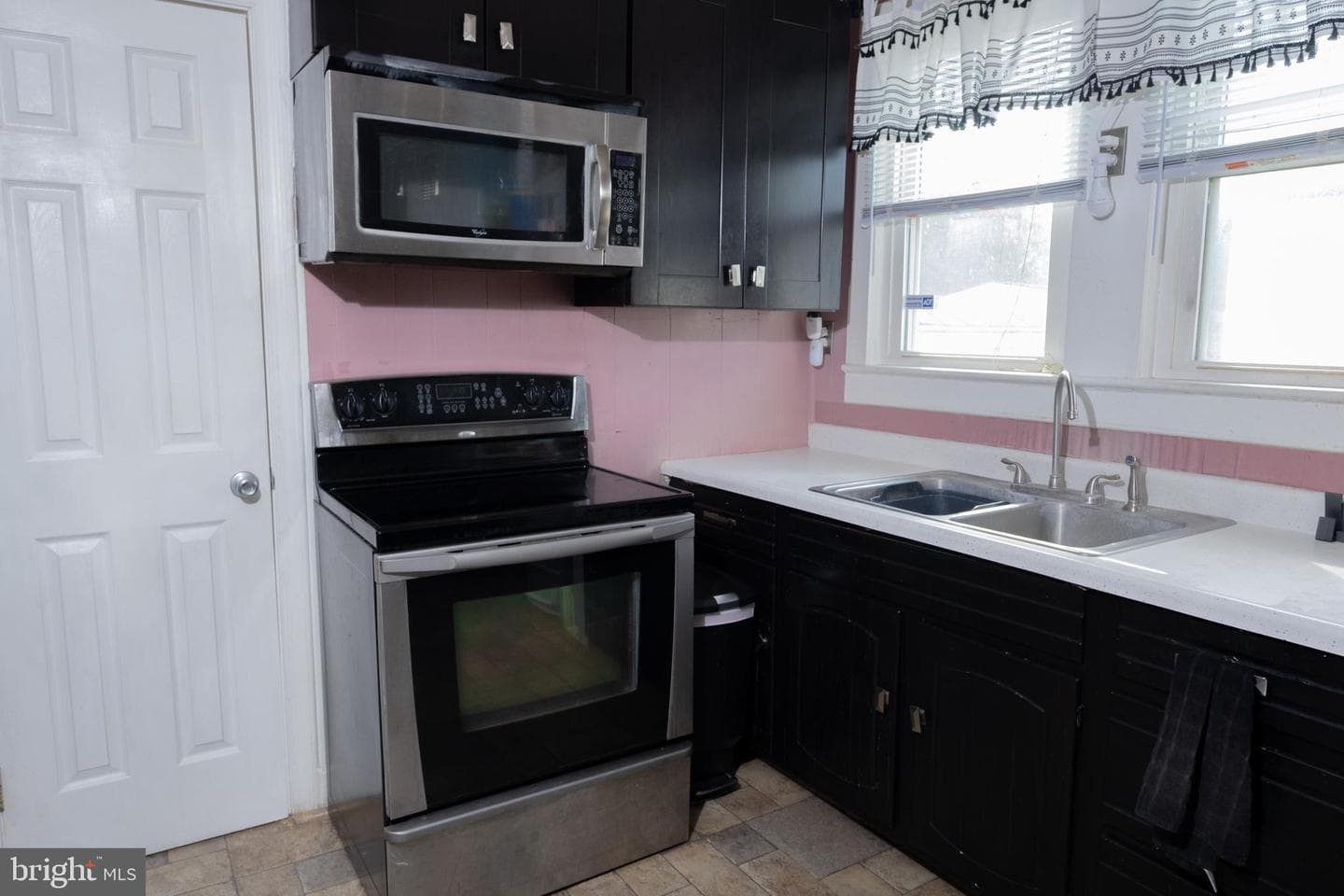 315 Cedar Avenue photo 8