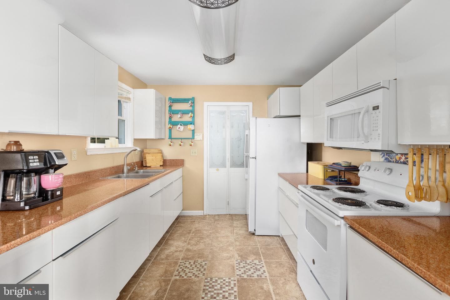 20947 Ridge Road photo 22