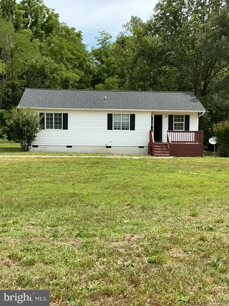 531 Lowe Dr, Hague