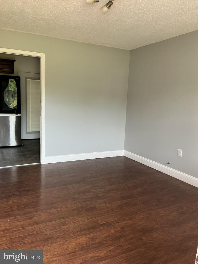 531 Lowe Dr photo 16