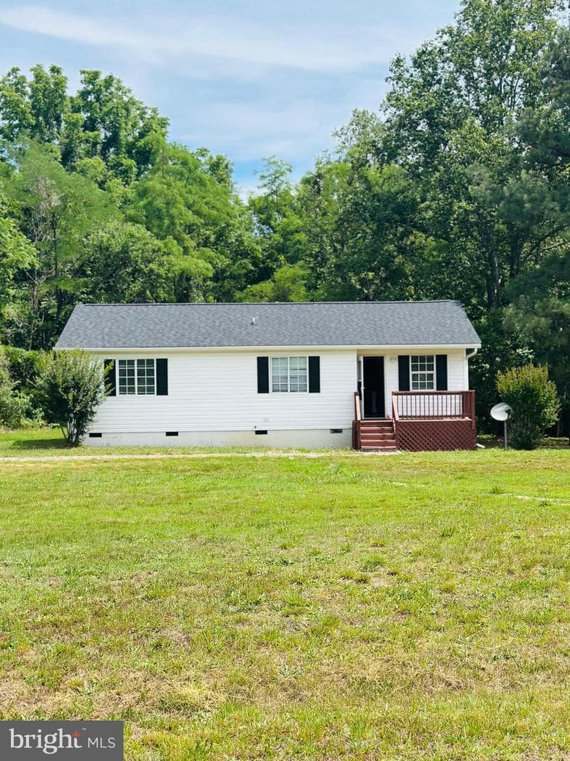 531 Lowe Dr, Hague