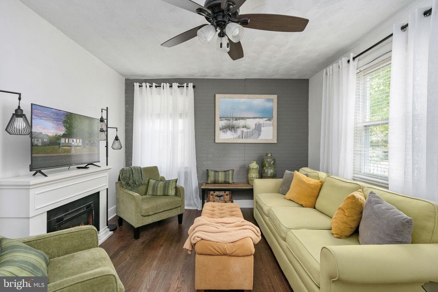 305 Locust Avenue photo 6