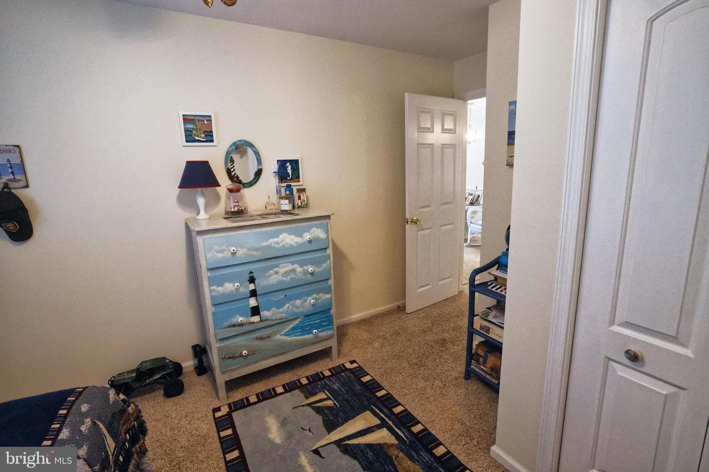 311 Marshall Avenue photo 11