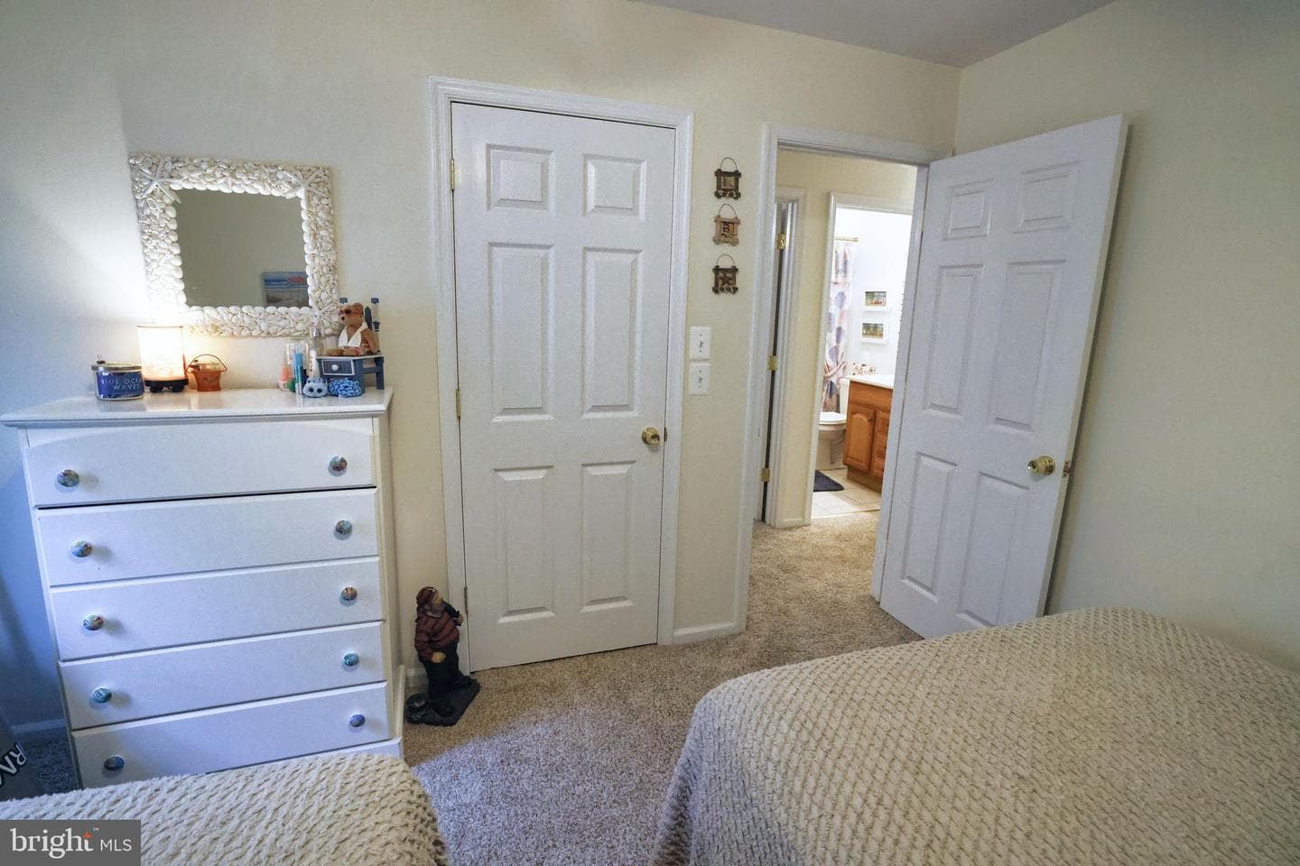 311 Marshall Avenue photo 15