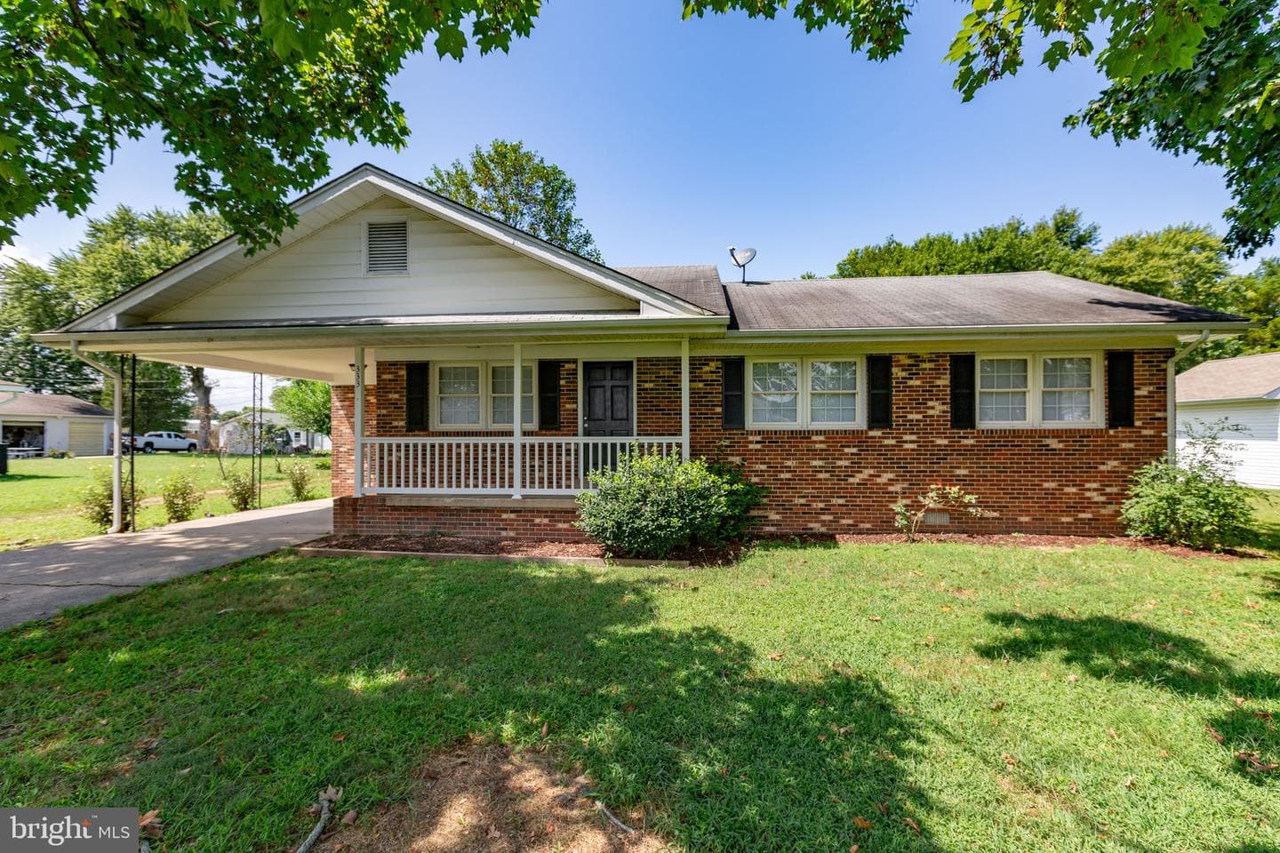 333 Santa Maria Avenue, Colonial Beach