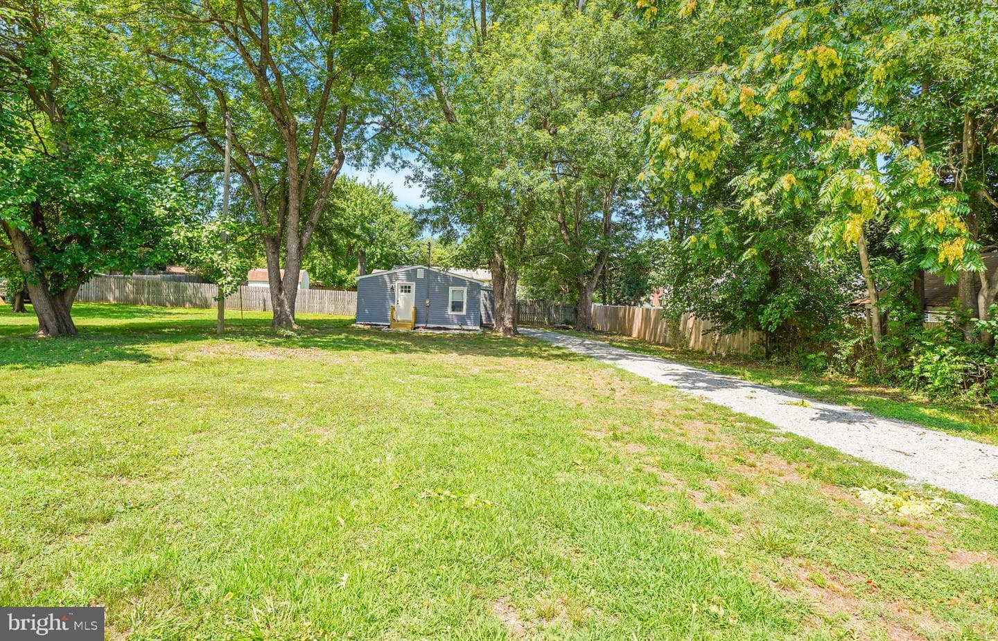 227 Dale Drive photo 23