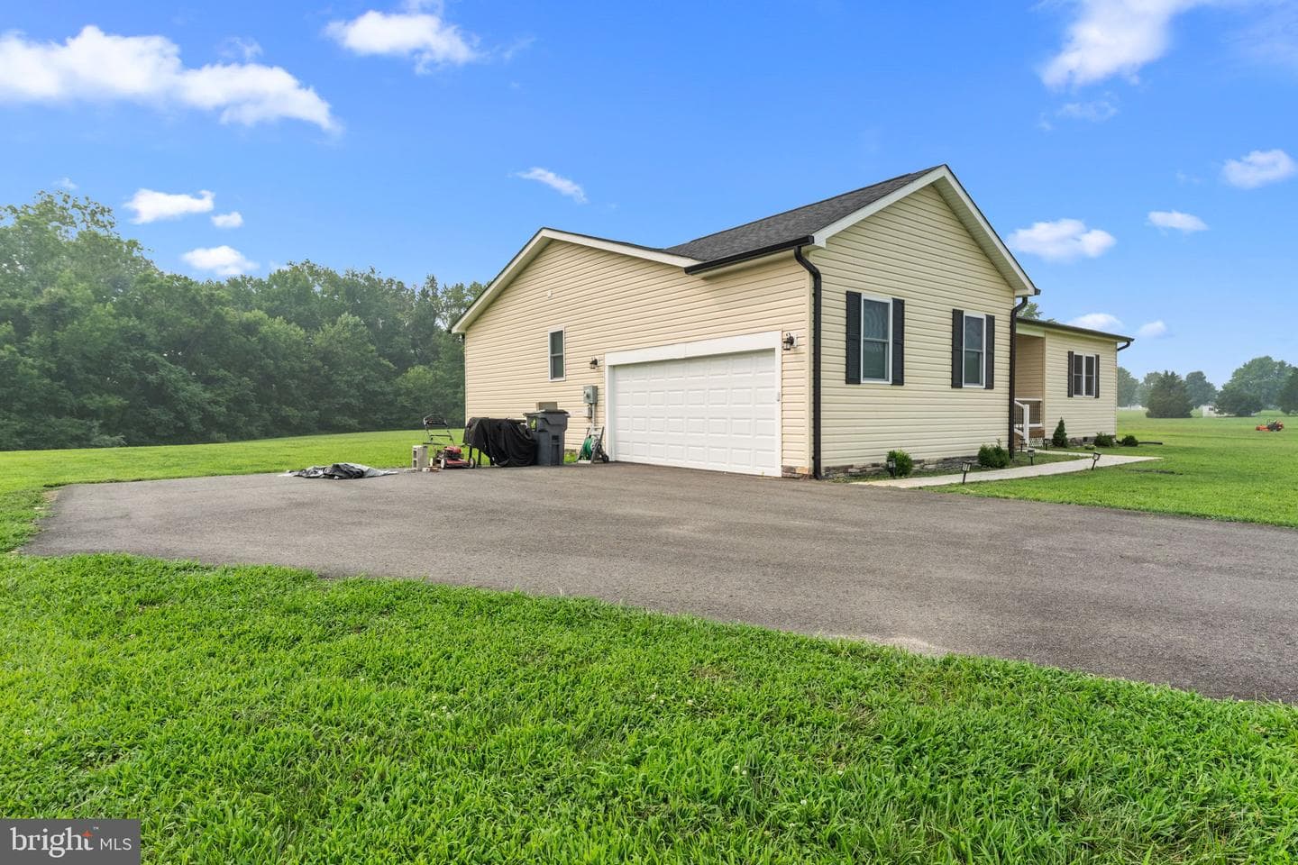 148 Matthews Cove photo 3