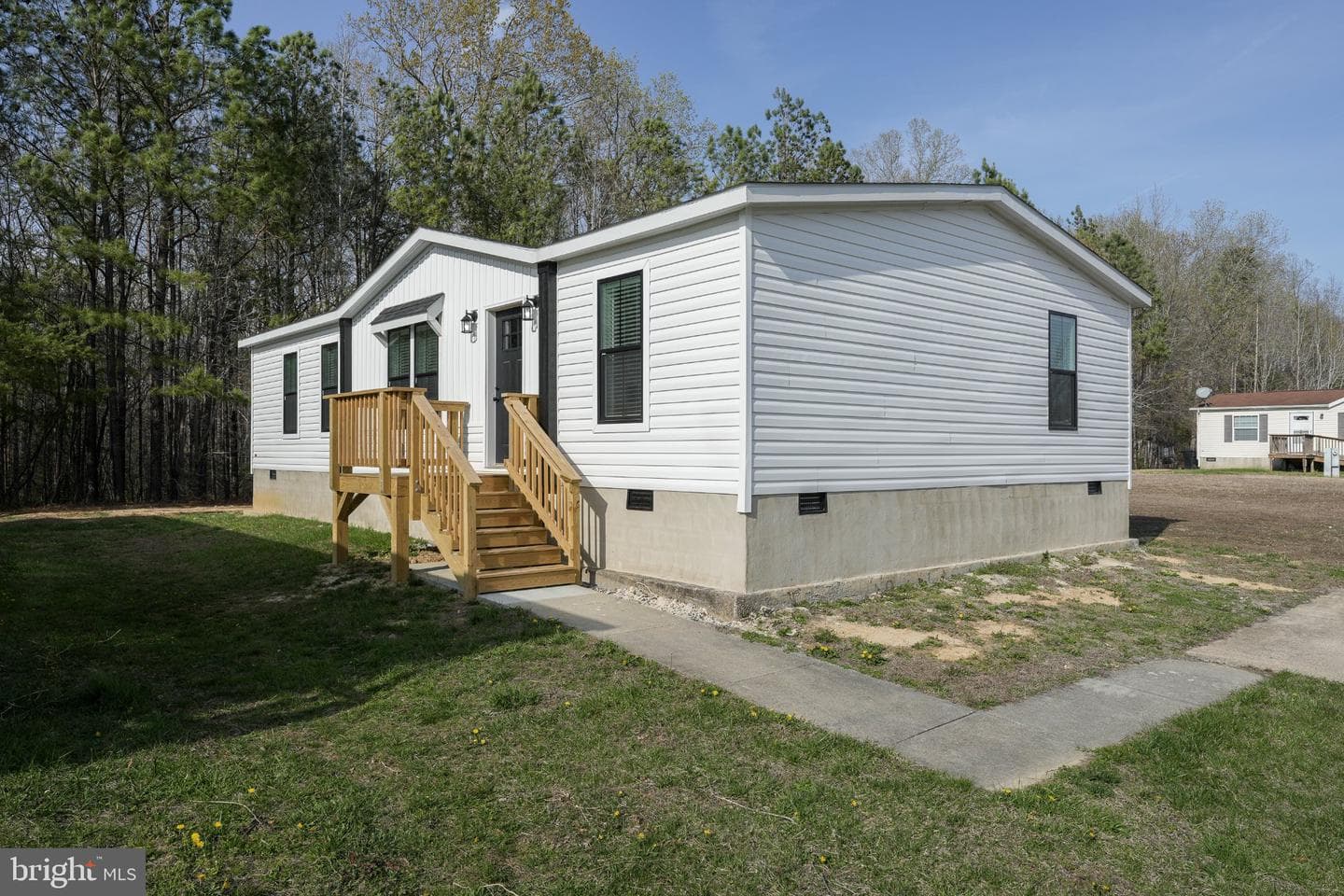332 Morris Lane photo 2