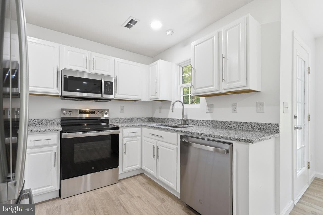 104 Hazel Drive photo 10