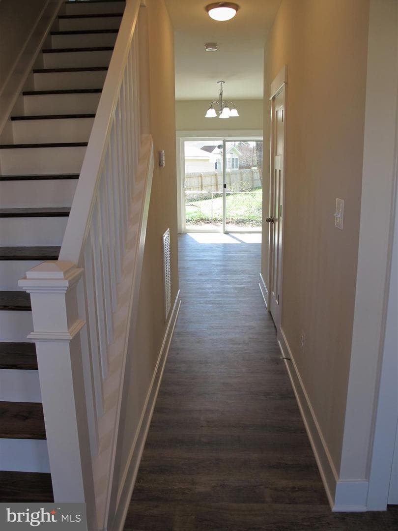 43 Lee Street photo 36