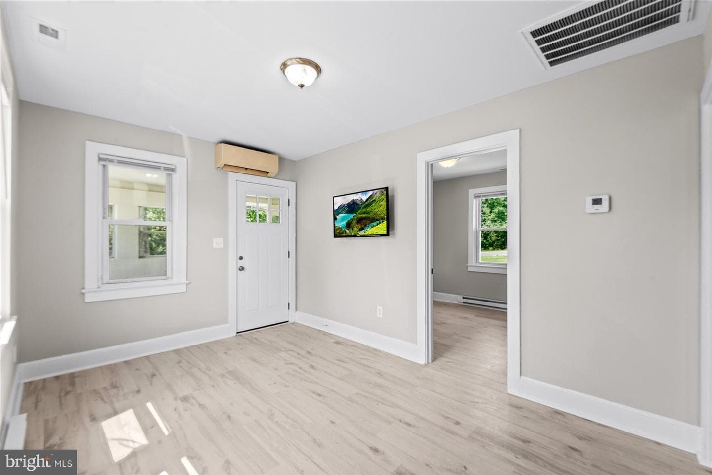 58 Longfield Road photo 13