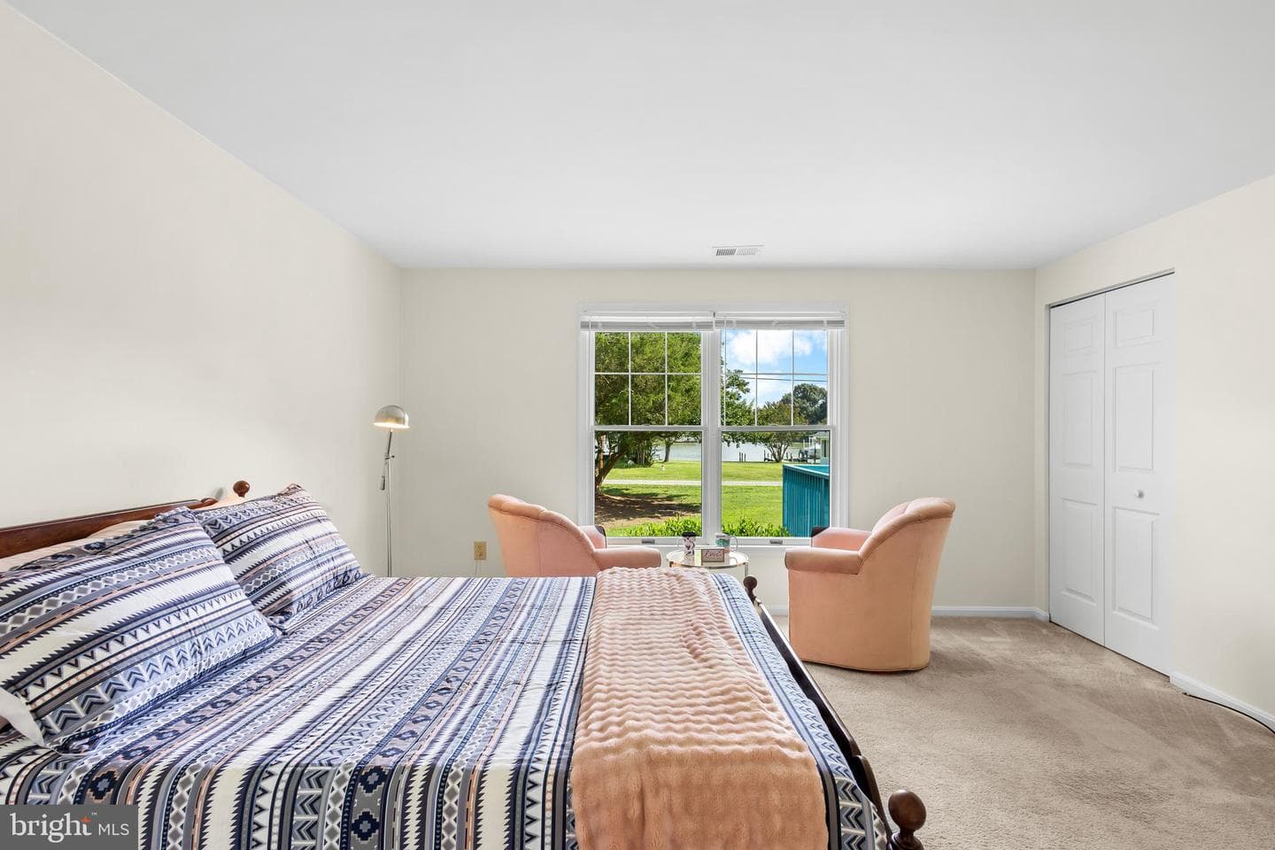 827 Travelers Rest photo 19