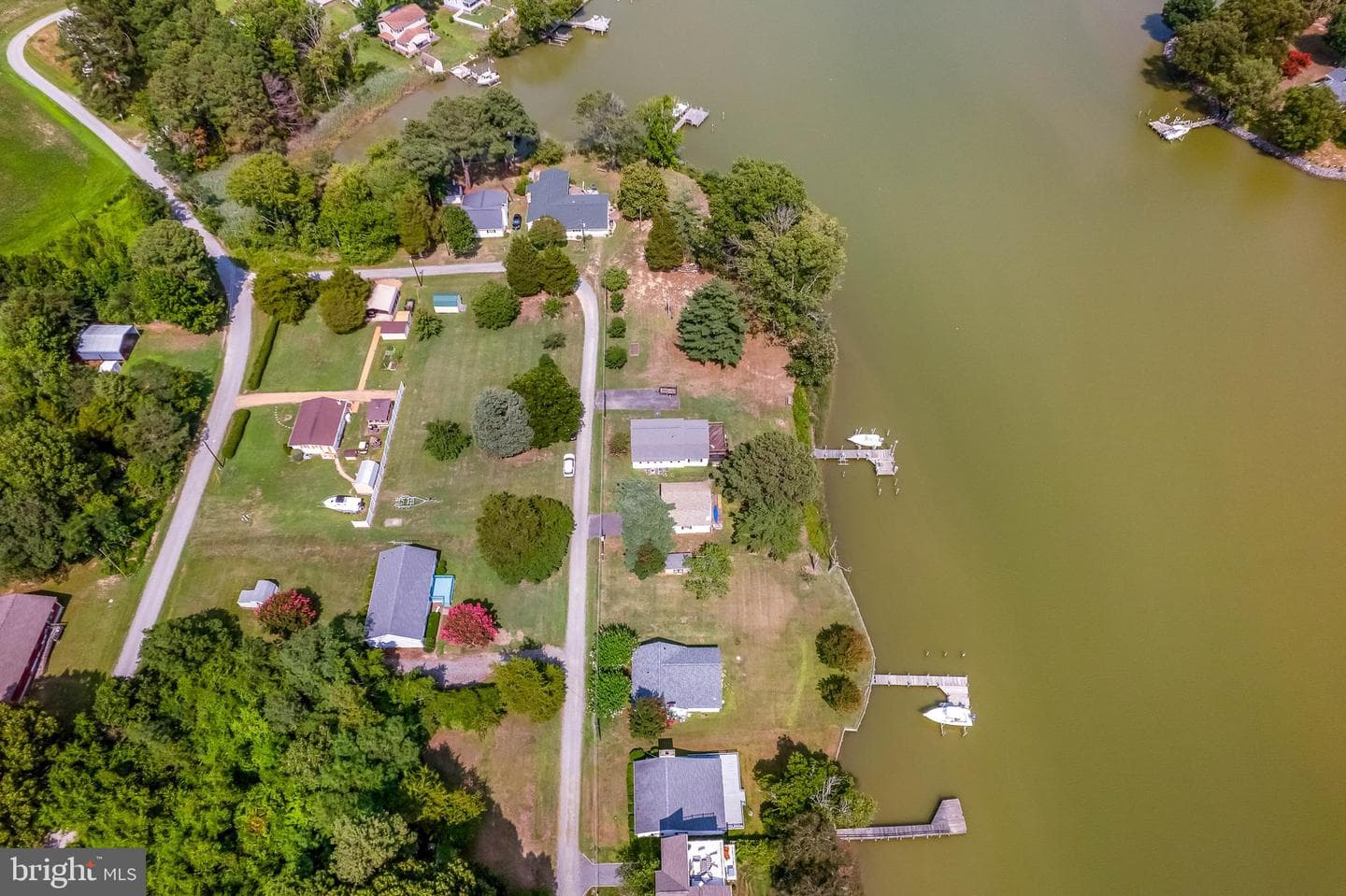 827 Travelers Rest photo 38