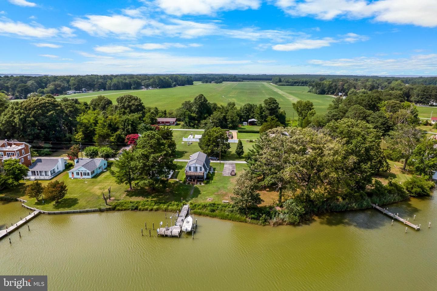 827 Travelers Rest photo 41