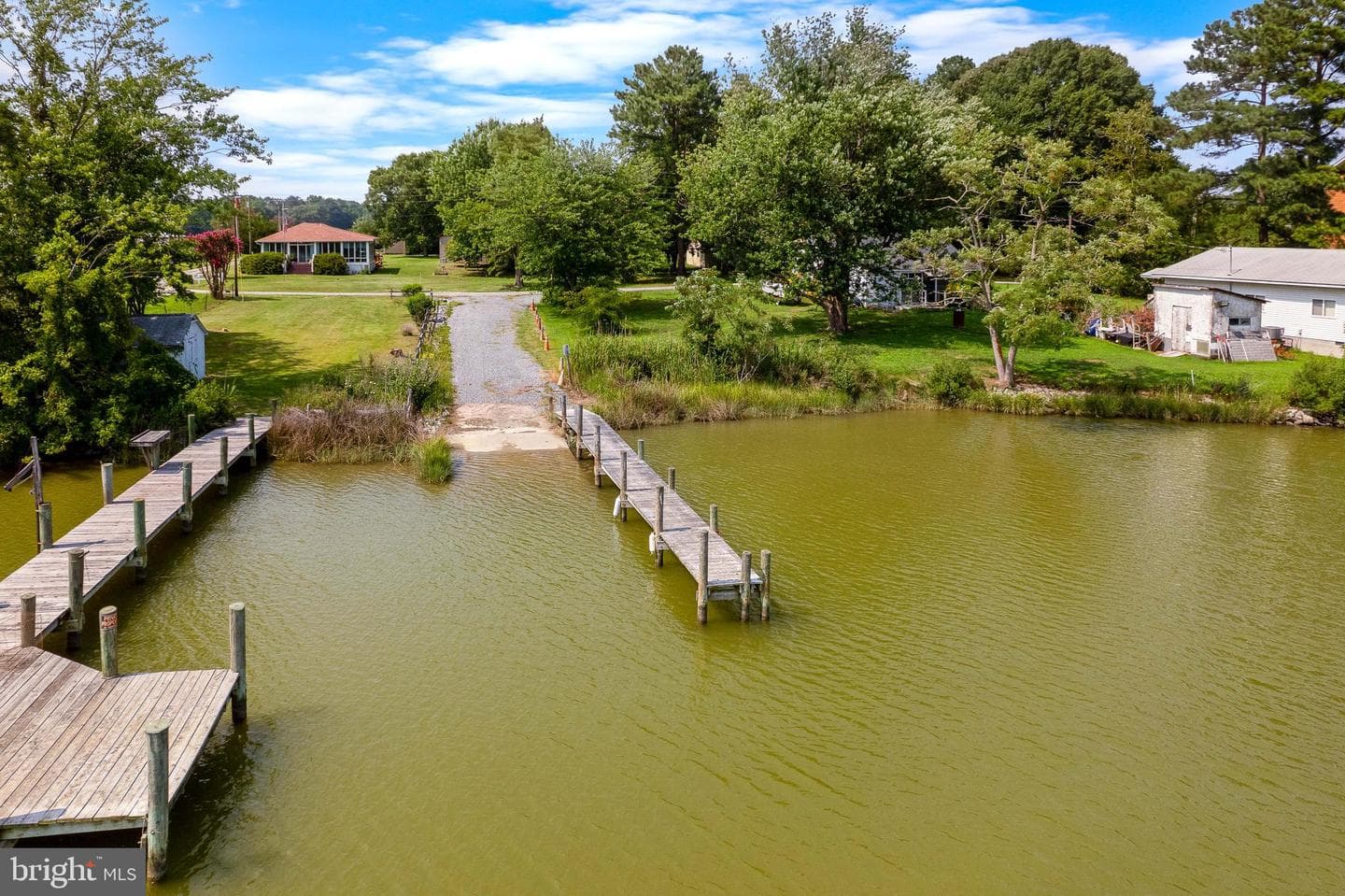 827 Travelers Rest photo 42