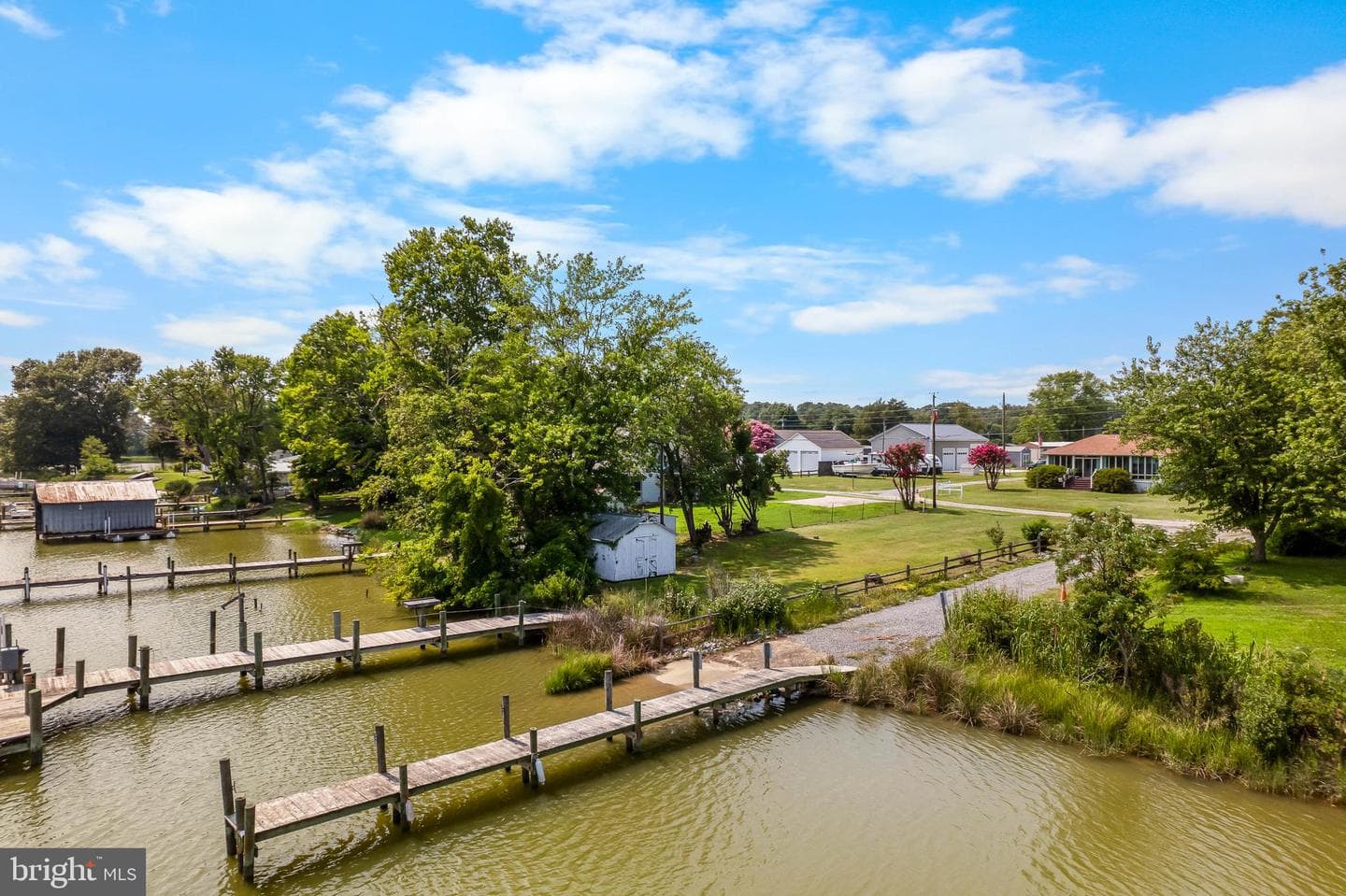 827 Travelers Rest photo 43