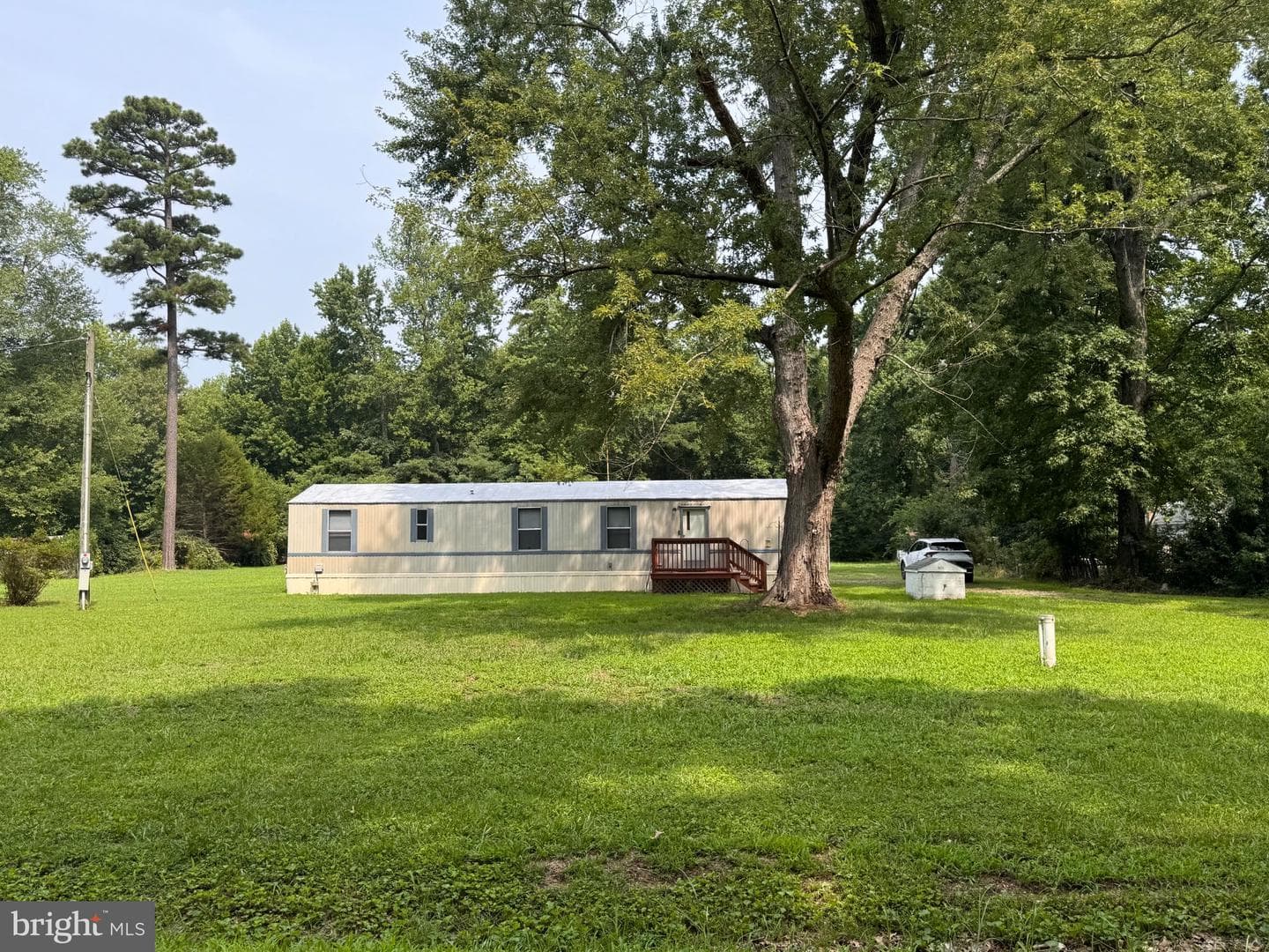 461 Long Point Road, Hague