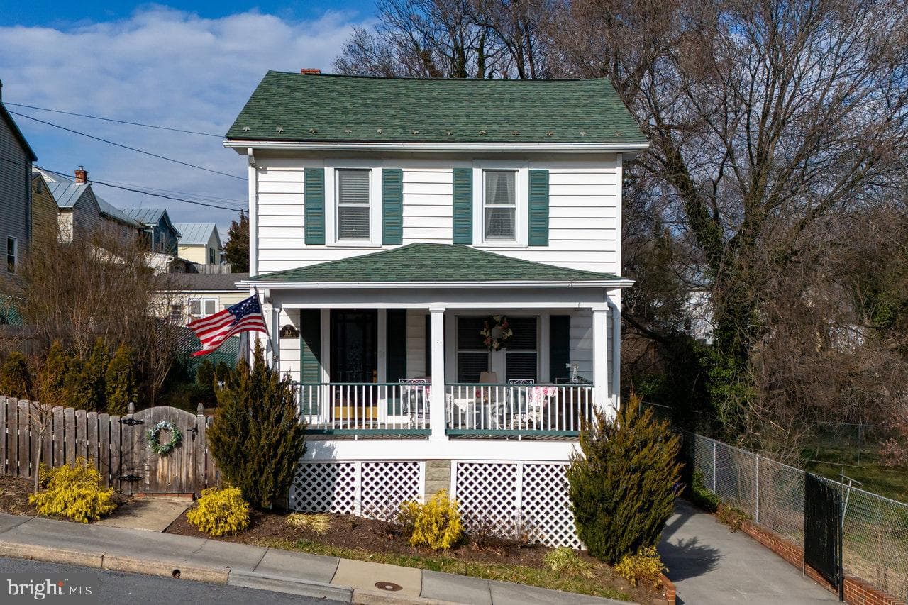 110 E Germain Street photo 1