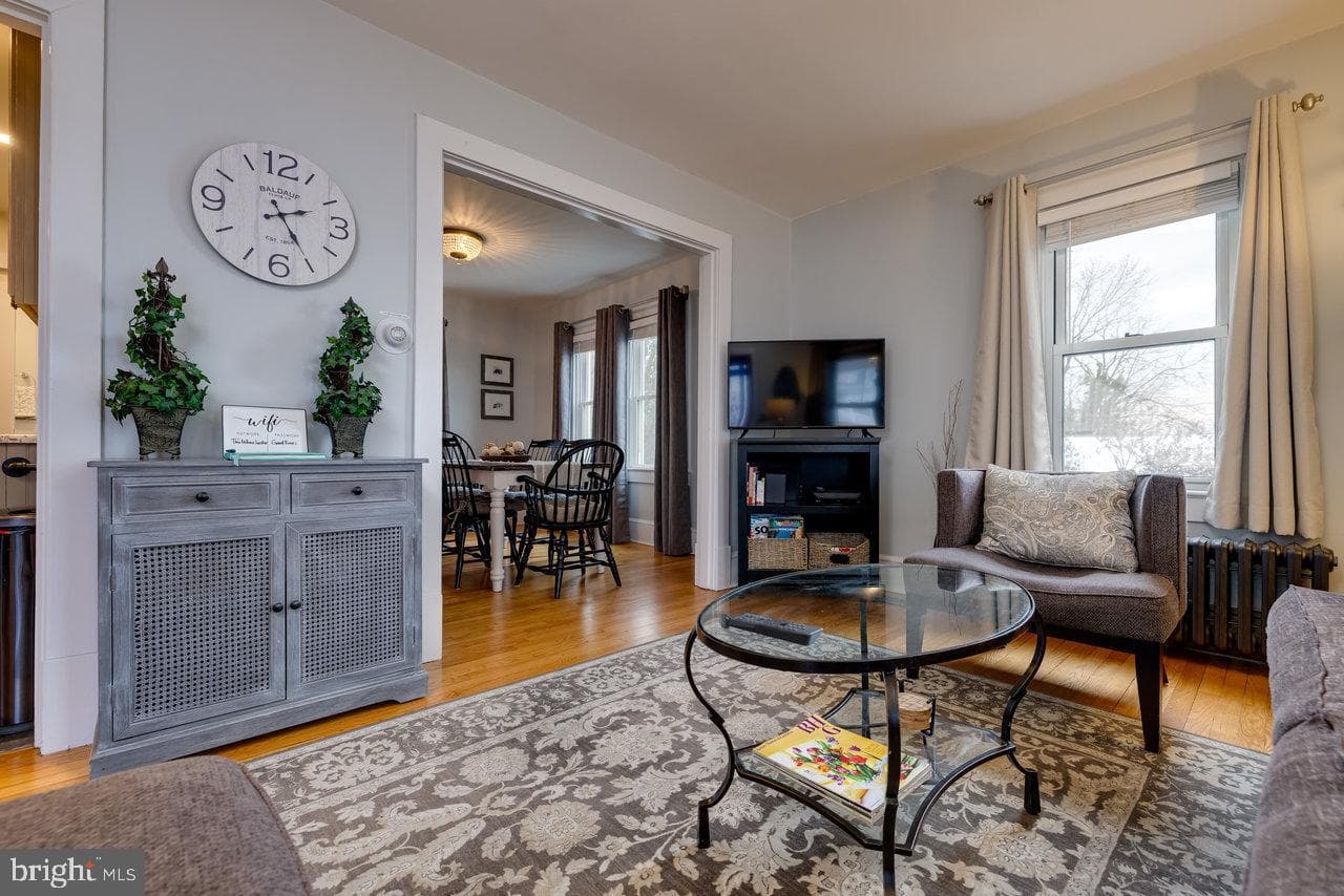 110 E Germain Street photo 16