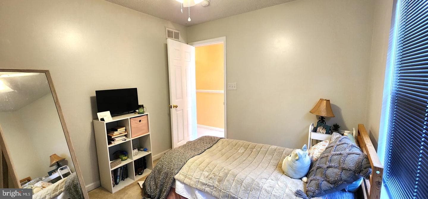 2945 Sorrell Court photo 32