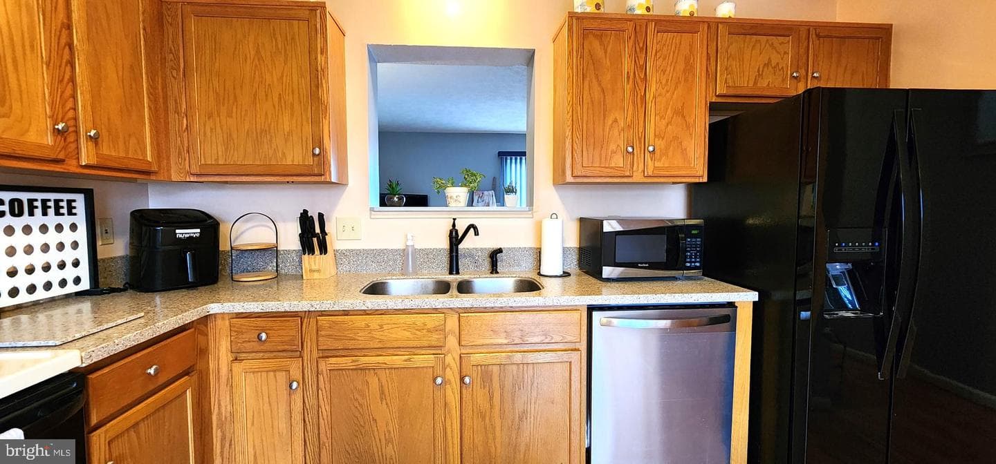 2945 Sorrell Court photo 7