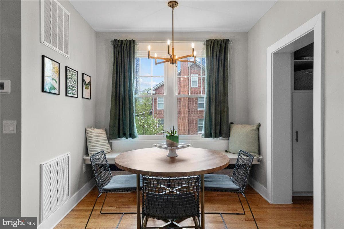419 W Cecil Street photo 14