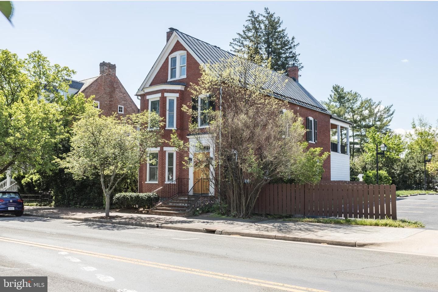 221 W Boscawen Street photo 1