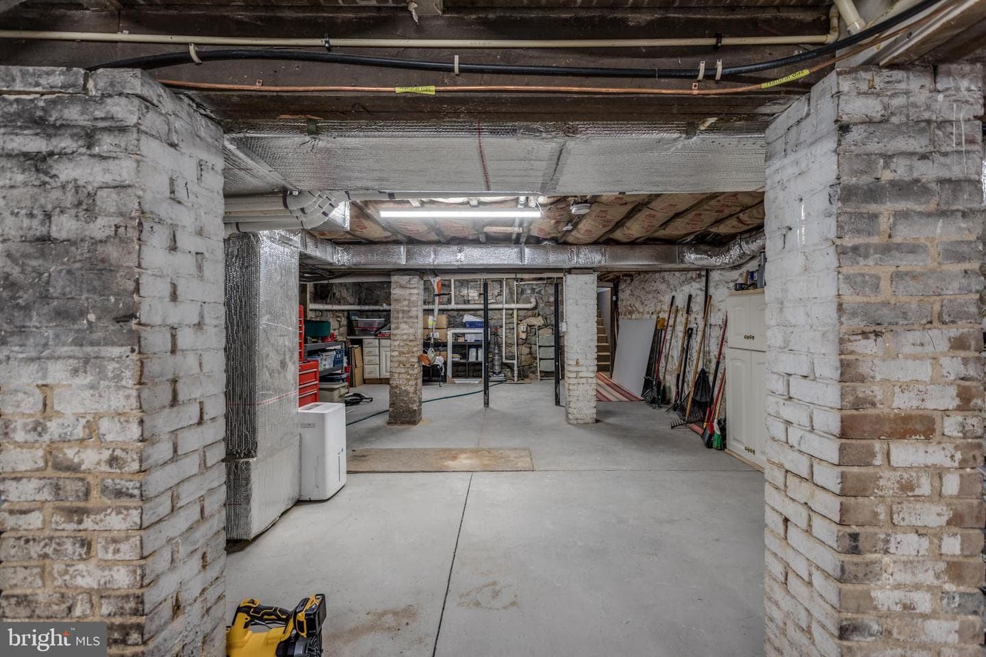 221 W Boscawen Street photo 64