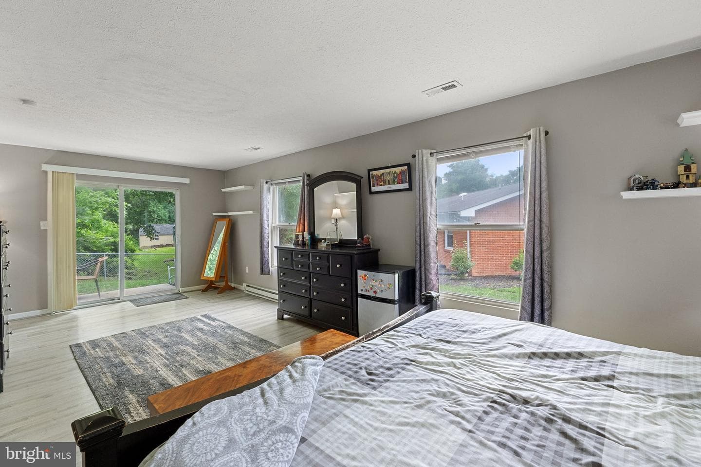 24 Montague Circle photo 14