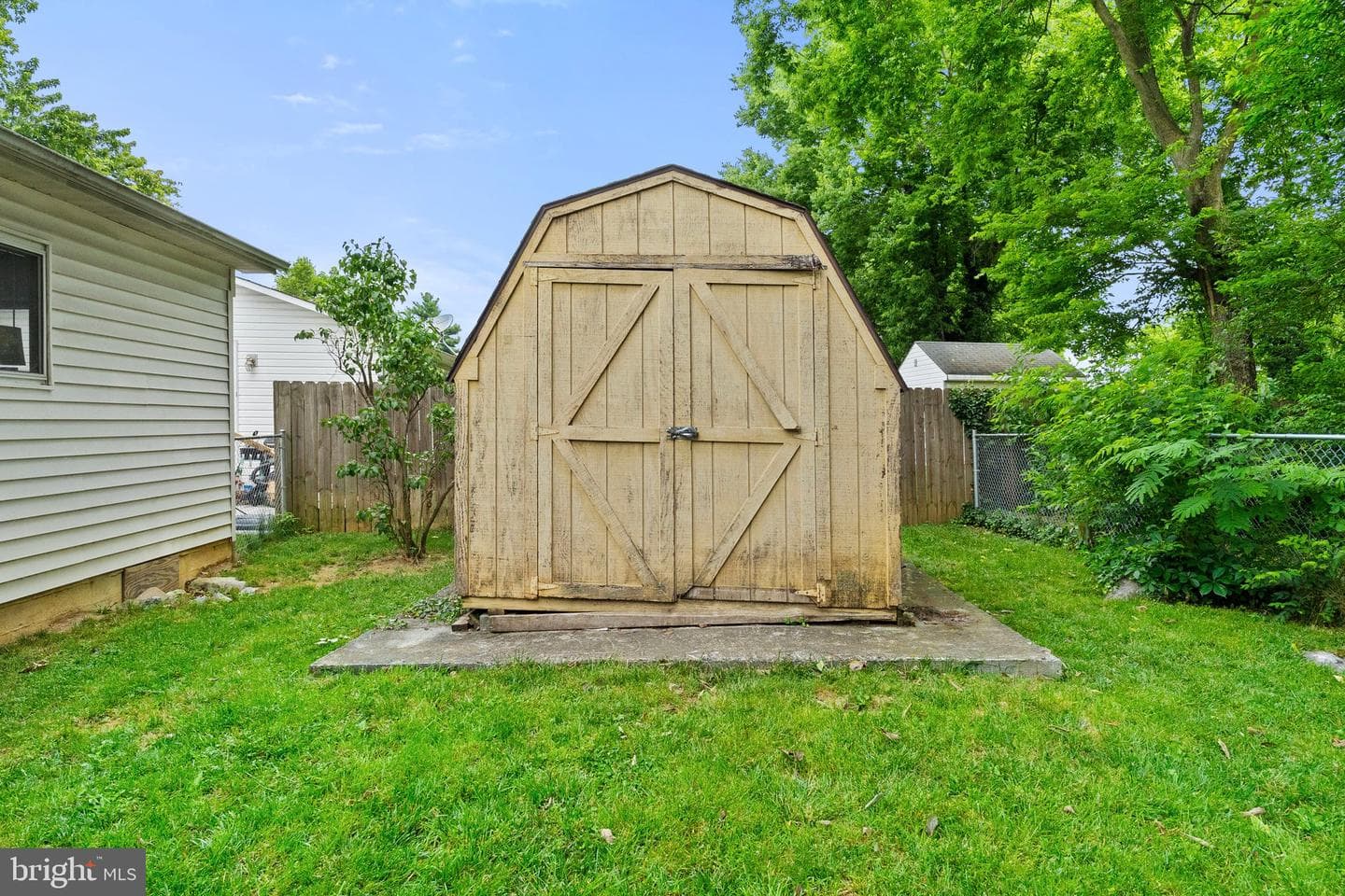24 Montague Circle photo 23